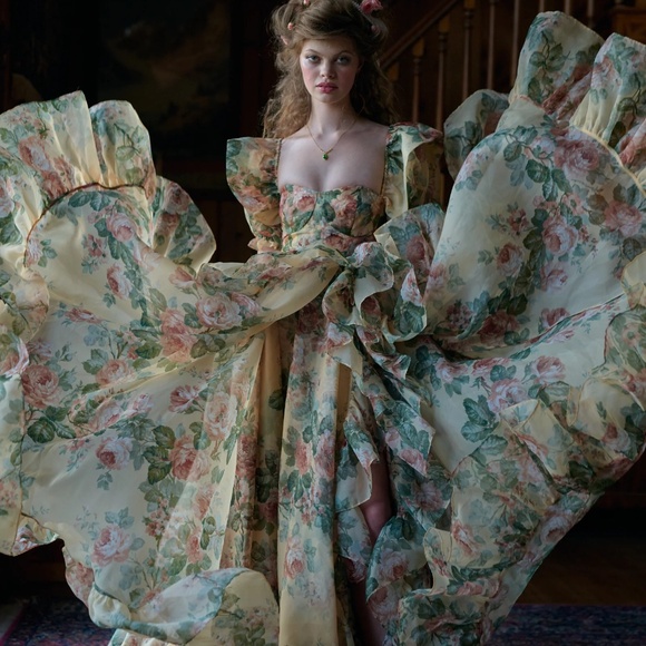 Selkie Dresses & Skirts - Selkie The Butter Rose In Bloom Bridal Gown with Selkie Gown Zip Bag - Size XL